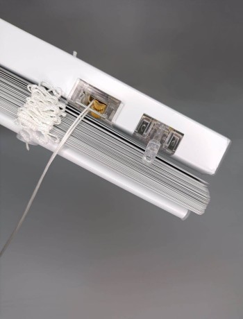 Жалюзи горизонтальные алюминиевые "Танго 25", Звездная пыль 1112, 57,5 х 120 см, упр Правое